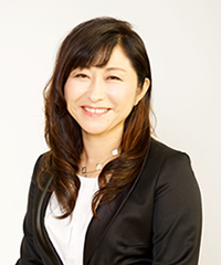 代表取締役社長　前澤　久美子